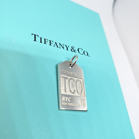 Tiffany & Co., Luggage Tag Charm - Picture 2 of 6